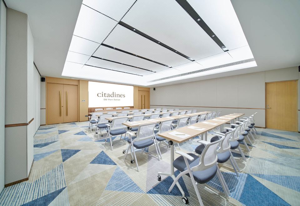 시타딘스 DD 포트 다롄 로비