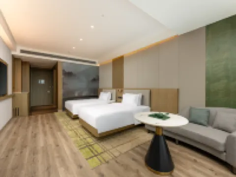 Holiday Inn JIUHUA MOUNTAIN HOT SPRING by IHG Hotels in Qingyang