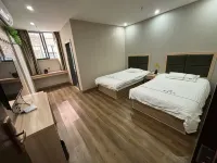 Xianning Hongwei Hotel