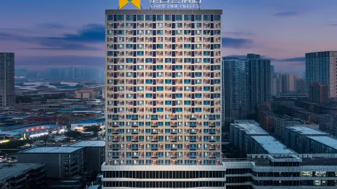 Weinan Taihe Hui Hotel (Wuyue Plaza Branch near North High-speed Rail Station) in Weinan
