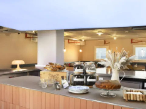 Greet Nice Aéroport Promenade des anglais ニースのホテル