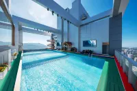 Sanya Central Jiayue Bixuan Hotel (Qiangqing Sea Travel Duty-Free Shop) - Rooftop Pools