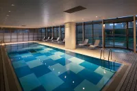 Hilton Nagoya Hotel - Pools