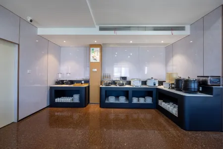 Cixi Jindao Hotel Отели рядом с достопримечательностью «College of Science and Technology, Ningbo University»