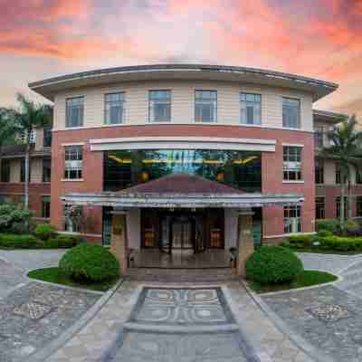 雲南交投·新河灣酒店 Hotel Exterior