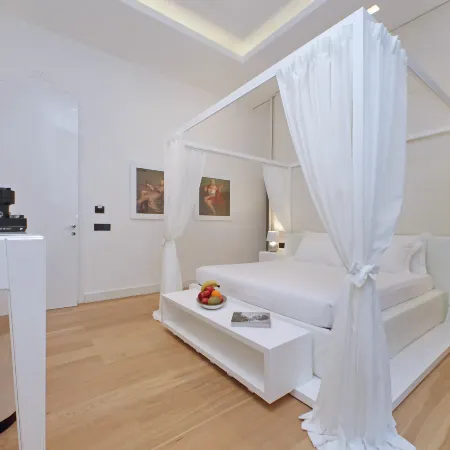 Domus Aurea Luxury Suites