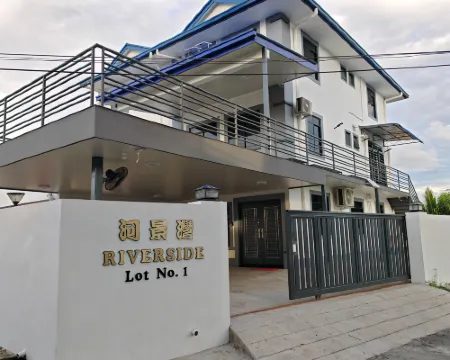 Riverside Lot No.1 Homestay at Kota Kinabalu プタタンのホテル