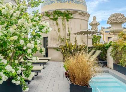 Casagrand Luxury Apartments Barcelona
