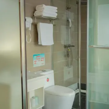 Harbin Ziyang Express Hotel Отели рядом с достопримечательностью «Jintaizu Mausoleum»