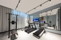 Urumqi High Speed Railway Station Jingkai Wanda Atour Hotel