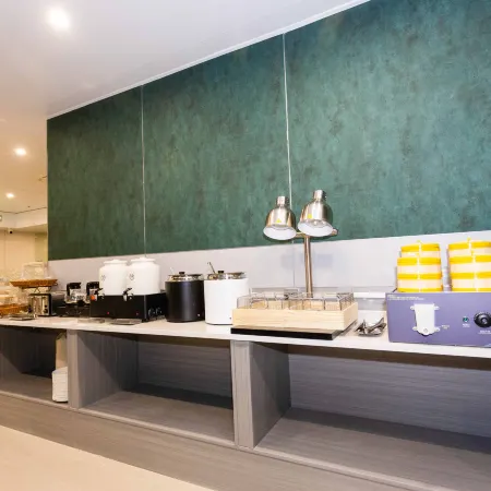 Anqing Jiayuelijing Hotel