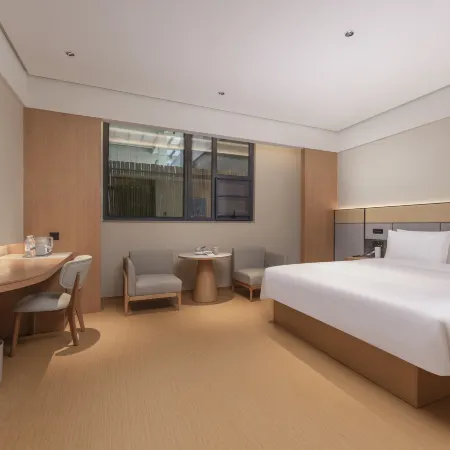 JI Hotel (Danyang Yida Square)