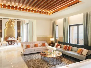 杜拜卓美亞古堡酒店——皇宮