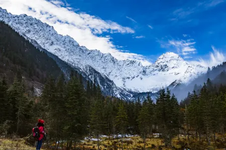 Sertar Zhuri Grand Hotel (Jinma Plaza)