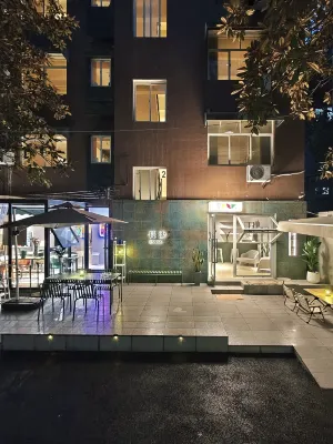 Travel of Swan Youth House Hotel a 