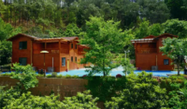 Puge Hot Spring  Hotel