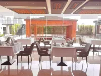 Virtuous World Hotel - 5-Sterne
