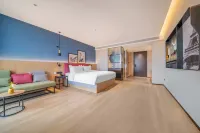 Campanile Hotel (Kunming Changshui International Airport Bogang Xiandai Square)