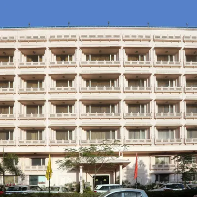 Vesta Maurya Palace Hotels near The Palace Atelier