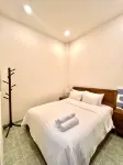 Cosy City Center 4BR Townhouse with Garden in D1
