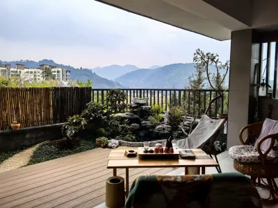 Day-Lily Inn (Tengchong Mayugu Hot Spring Town Store) Hotels near Mayu Valley Hot Spring Town