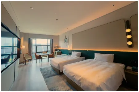 Tianchang New Century Yiju Hotel