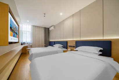 Zsmart Hotel (Shanghai North Bund Red House Hospital Branch)