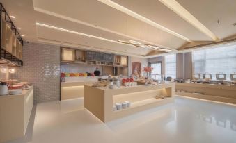 MEHOOD LESTIE Hotel (Shenzhen Science and Technology Park Gaoxinzong Subway Station)