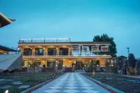 Yannixuan Homestay (Zhaosu Grassland Stone Man) Hotels near Grassland Stone Human Scenic Area