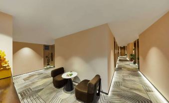 Huyinju Movie Hotel (Nanjing Xuanwu Lake Xinmofan Road Subway Station)