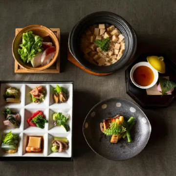 izukougennokakureyado syuhari