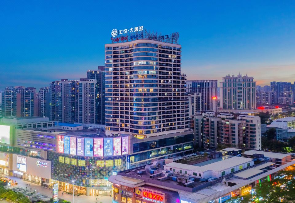 hotel overview picture