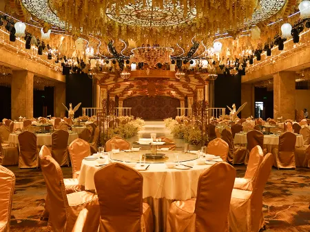 Fumen Kaiyuan Hotel Отели рядом с достопримечательностью «Yongjing Liujiaxia Konglong Museum»