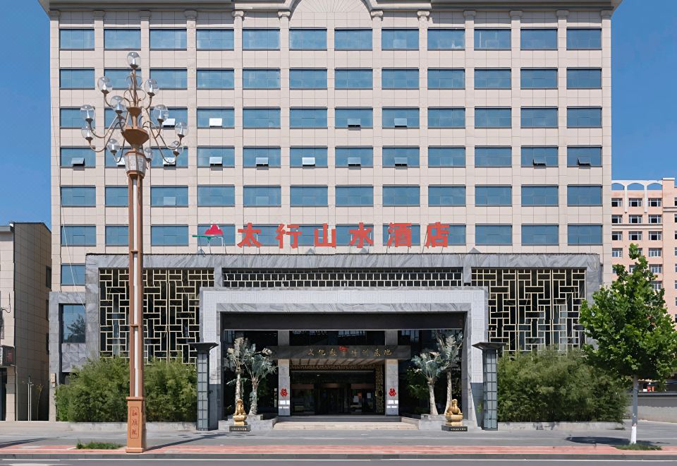 hotel overview picture