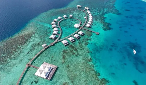 Diamonds Thudufushi Maldives Resort & SPA Hotels in Moofushi