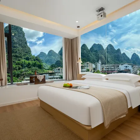 Shanmu Xishe · Gallery Art Boutique Stay (Yangshuo West Street)