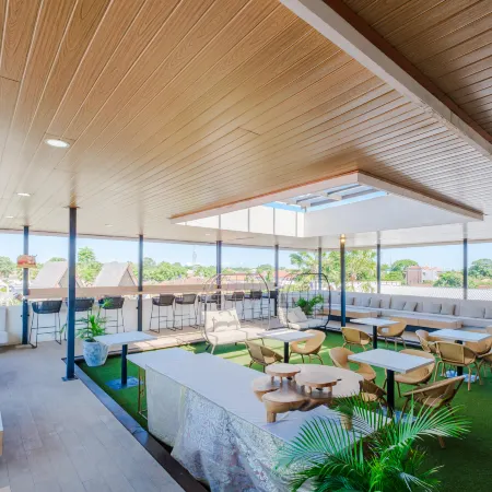 ABISHA Hotel Sanur Отели рядом с достопримечательностью «Пляж Пенджембак»