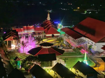 Hometown of Dragon Hotel