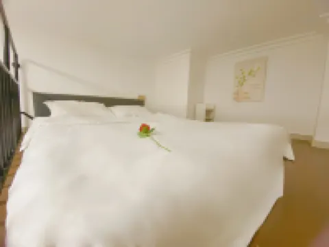 Manju Hotel (Yantai Mountain)