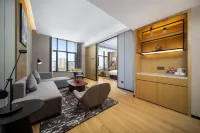 Park inn by Radisson NanchangChengbi Lake Lishan Subway Station - parking