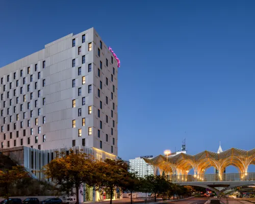 Moxy Lisboa Oriente Hotels near Olivais