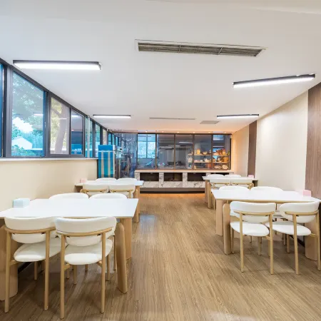 TUKE LIGHT HOTEL (Wuyang Carnival)