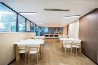 TUKE LIGHT HOTEL (Wuyang Carnival) - พร้อมอาหารเช้า