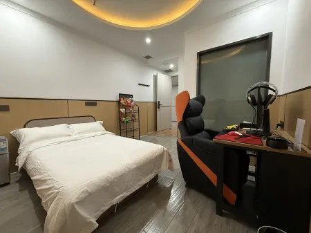 Wanhao Iron Fist E-Sports Hotel Отели рядом с достопримечательностью «Hefei Longxi Zoo»