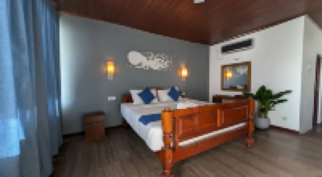 The Blue Crab Beach Hotel