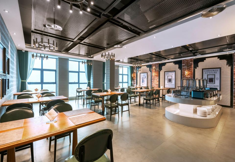 제임스 조이스 커피텔 (광위안 토템 광장)