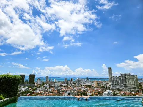 BeaconSuite 2BR @GeorgeTown by NGN -InfinityPool