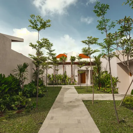 Kinama Villa Jimbaran Bali Отели рядом с достопримечательностью «Пляж Джимбаран»