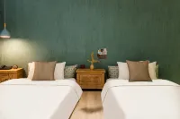 Jiangsu·Jinxi Surprise Castle Resort Homestay (Buerjin Kanas Taqiao Branch) - Balkoner