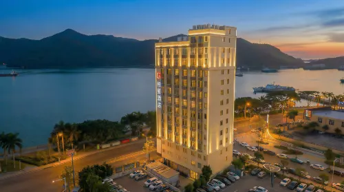 柏曼日光全景臻選飯店（汕尾二馬路美食街店） 汕尾住宿飯店